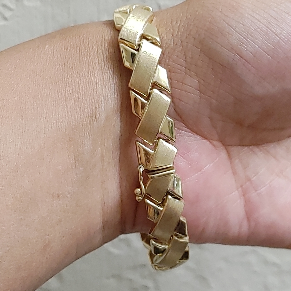 10k gold Bracelet